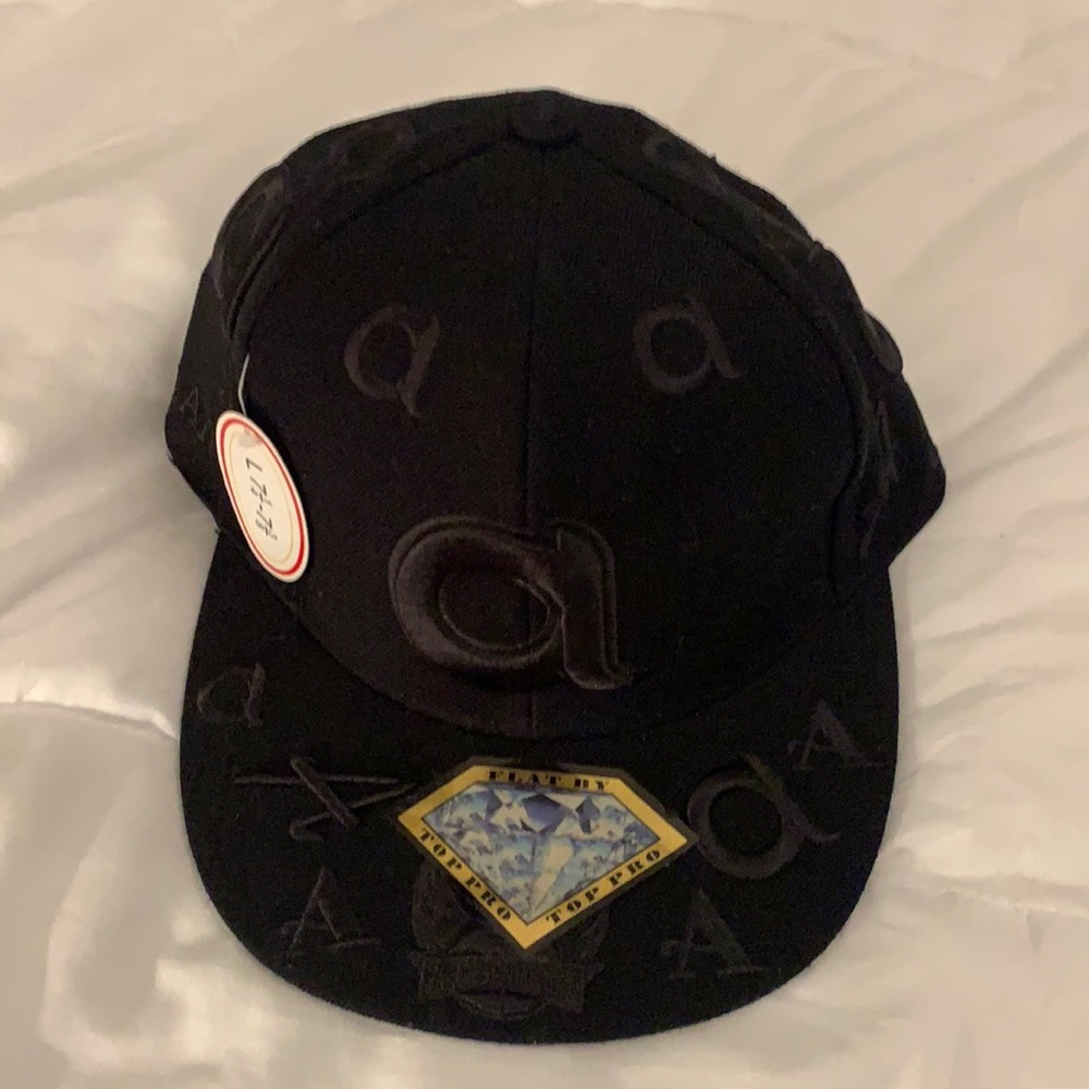 Black hat with A’s print